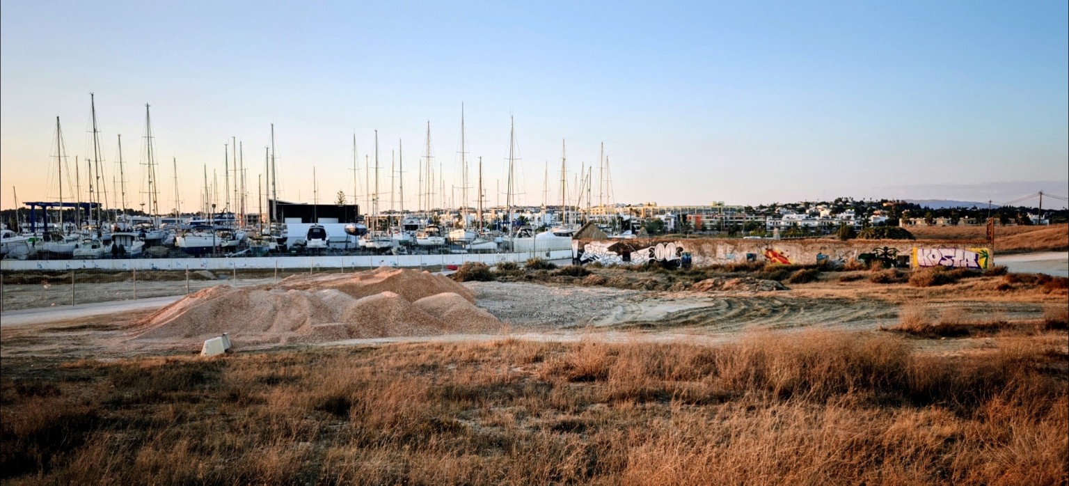 Alte Gebäudestrukturen vor der heutigen Marina von Lagos